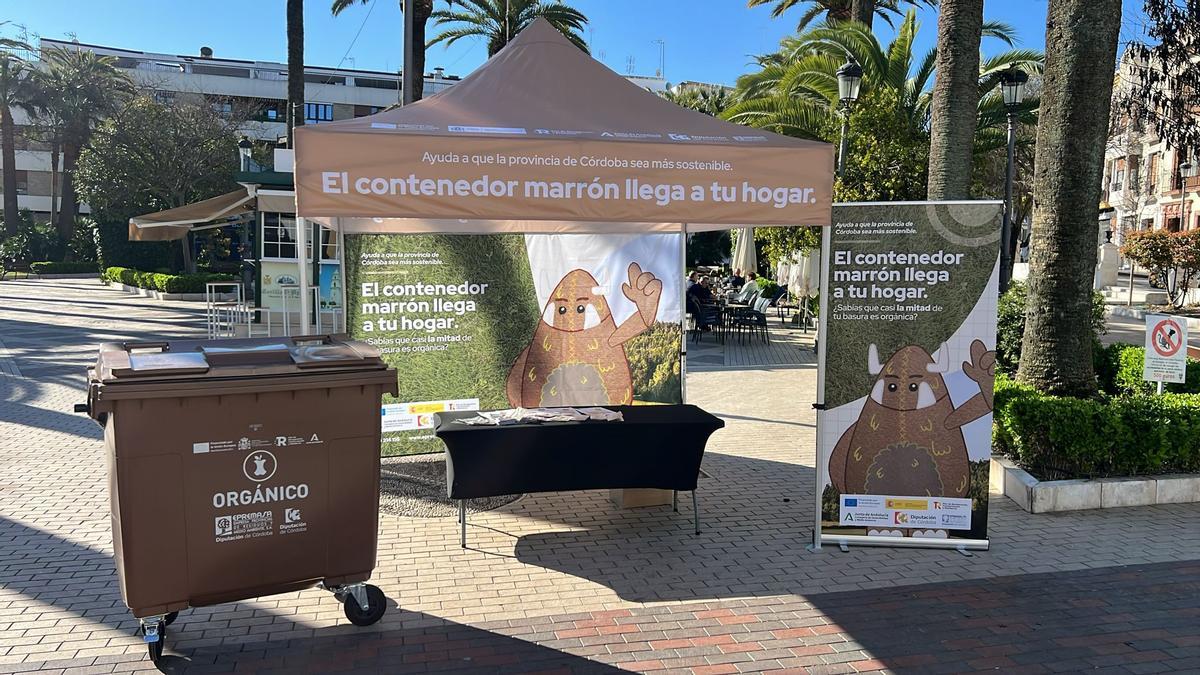 Campaña de promoción del quinto contenedor en municipios de Córdoba.