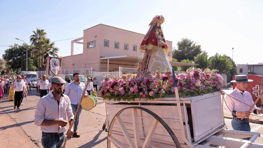 Revive el homenaje a la Virgen del Rocío en Vila-real