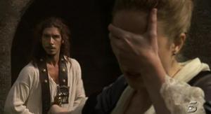 Pilar Rubio com a Carmen Bocanegra (’Piratas’, Tele 5).