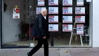 Los canarios compran casas a precios del País Vasco con un tercio menos de sueldo