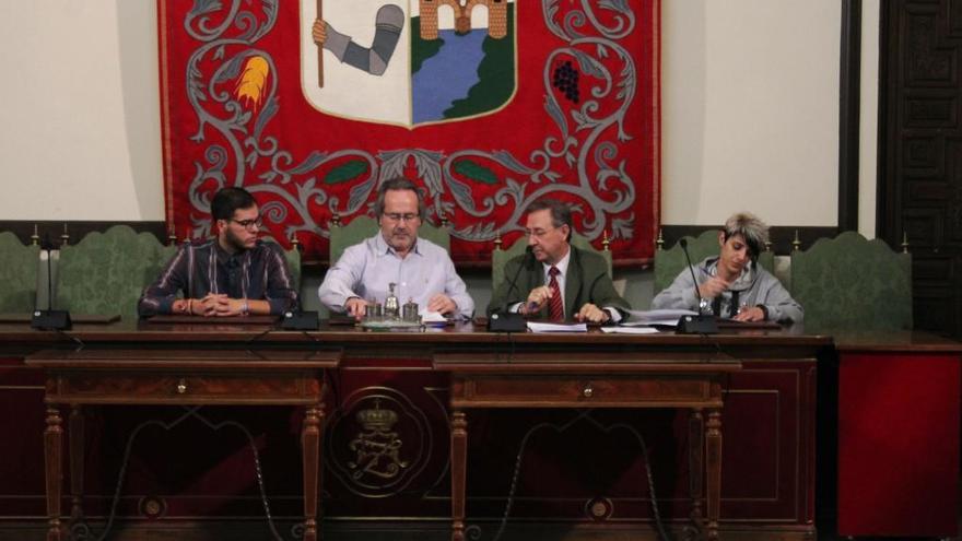 Firma de convenios con las asociaciones de vecinos para la concesión de la subvenciones nominativas del Ayuntamiento de Zamora.