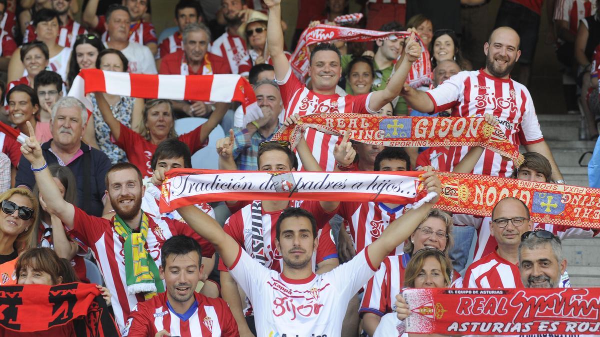 Aficionados del Sporting en Anoeta.