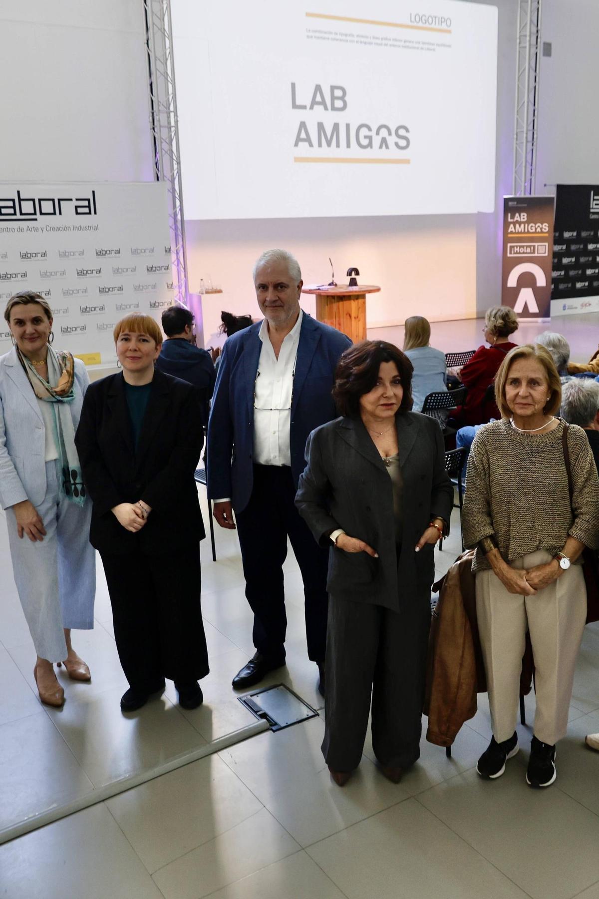 La Asociación de Amigos de LABoral Centro de Arte echa a andar en Gijón, en imágenes