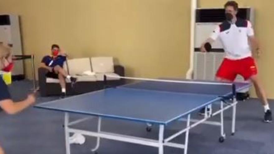 Vídeo: Pau Gasol también es un crack con el ping pong - Superdeporte