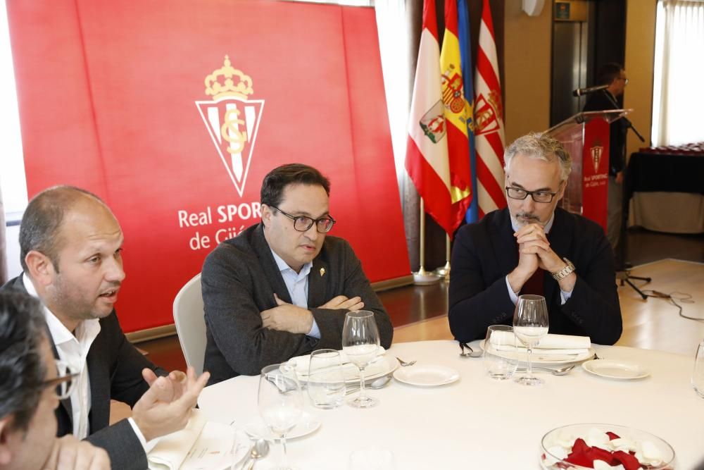 Distinción de nuevos socios de honor del Sporting.