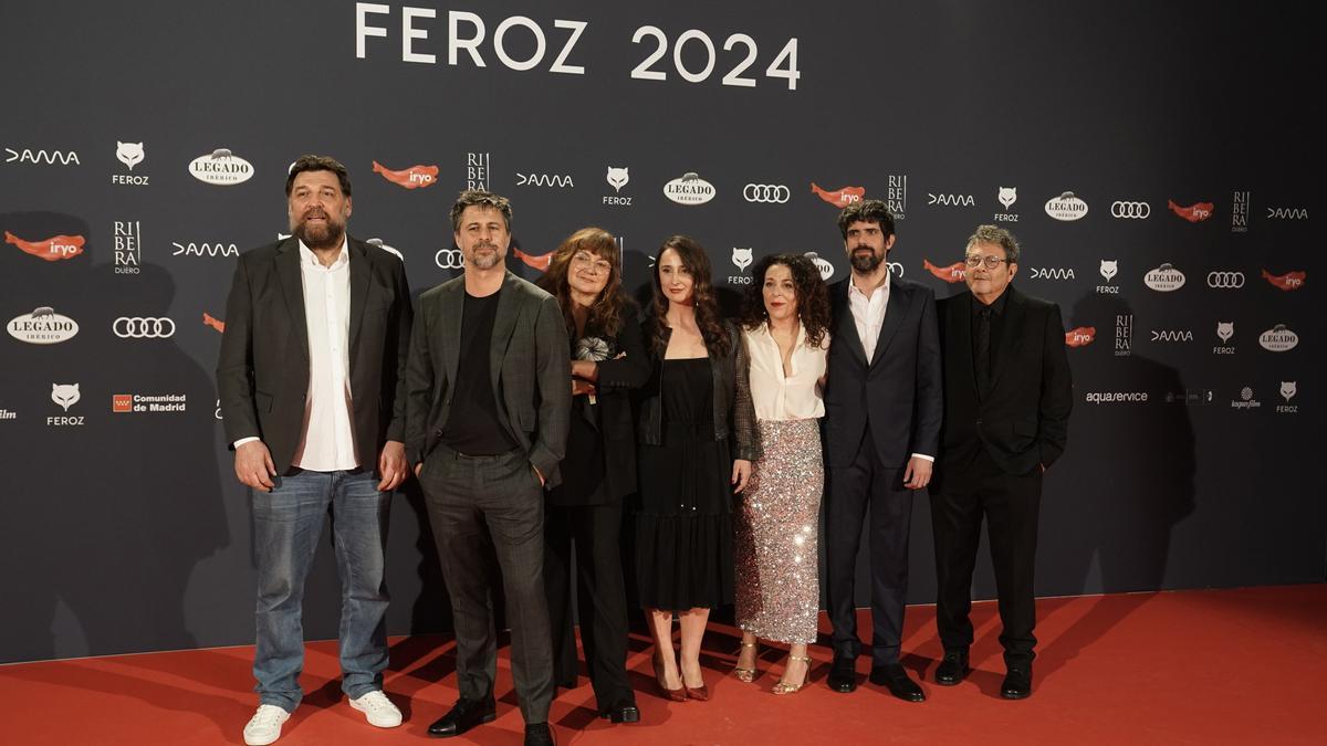 El equipo de la película &#039;Un amor&#039; posa en la alfombra roja previa a la gala de la XI edición de los Premios Feroz.