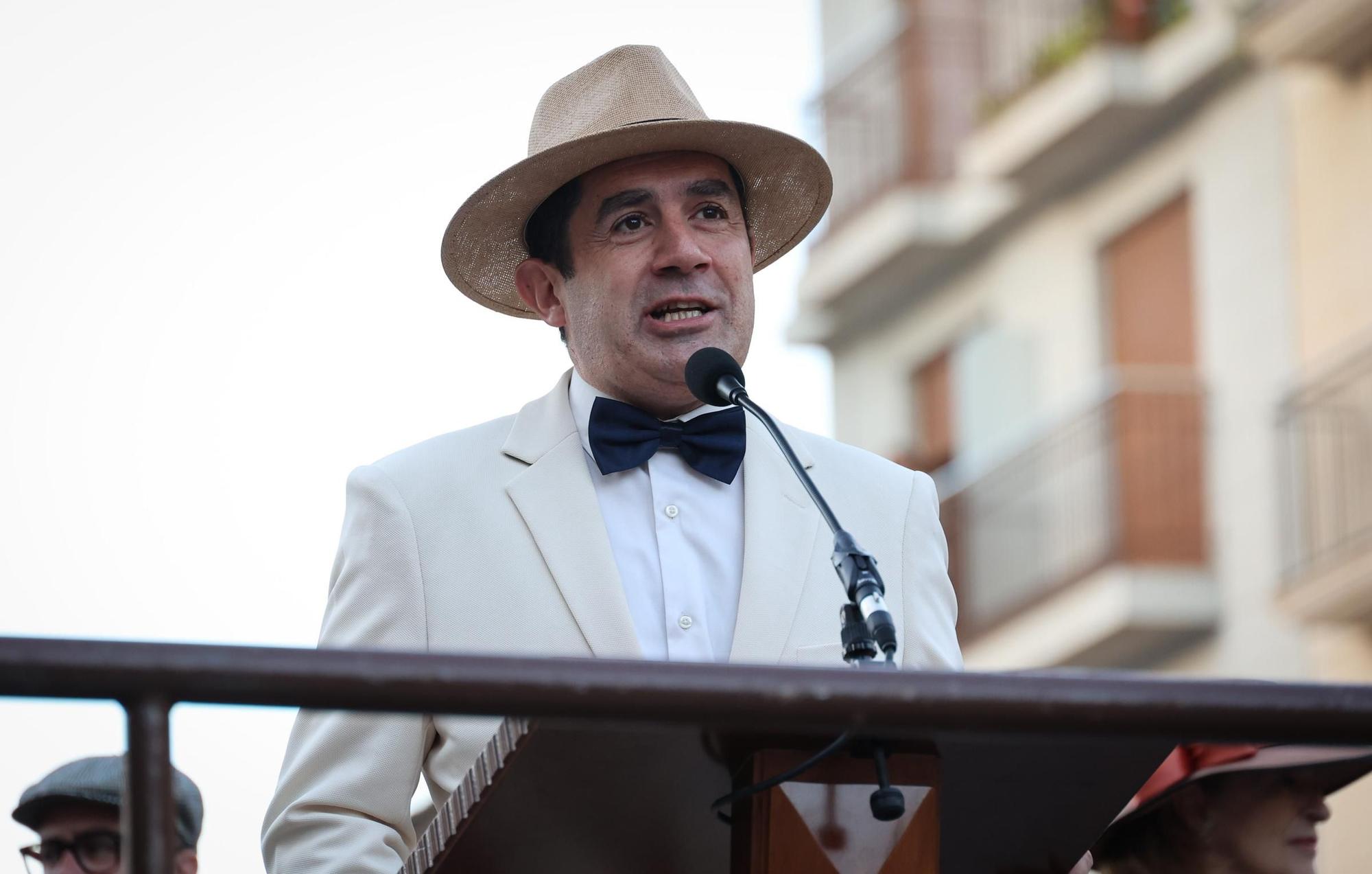 Inicio de la Feria Modernista de Alcoy 2025