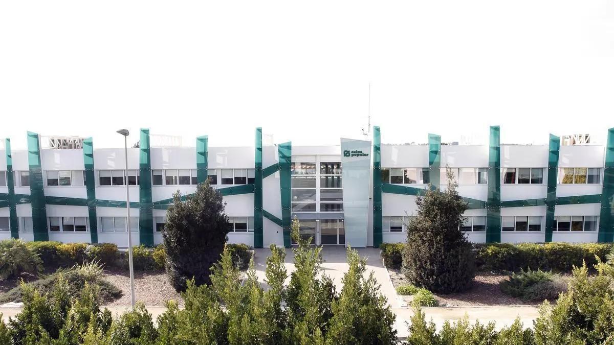 Caixa Popular casi supera a la Central en beneficios en 2025