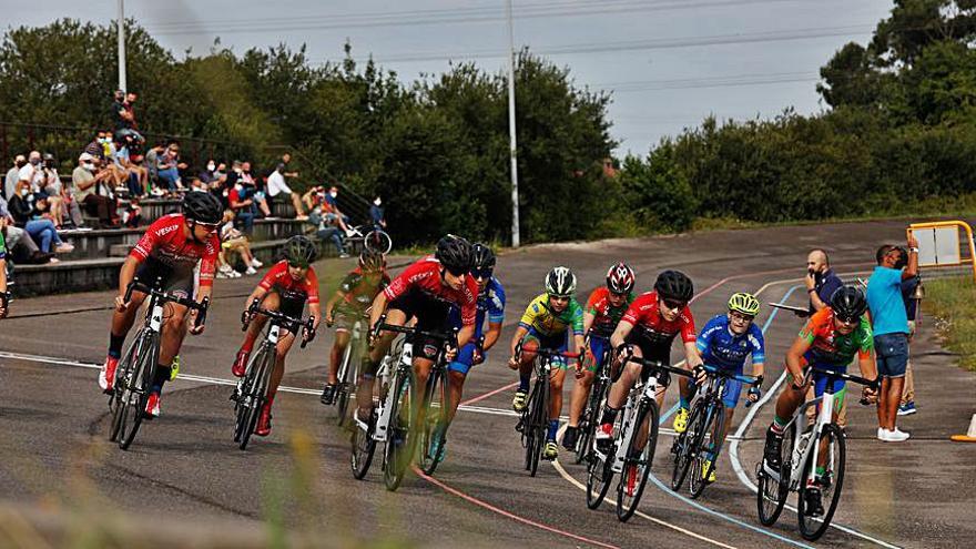 Una de las pruebas de ayer, en la pista de San Cristóbal. | M. V.