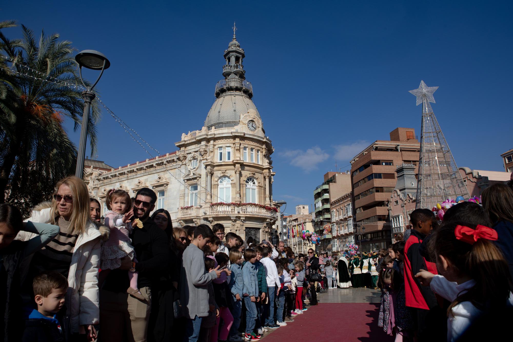 Los Reyes Magos desembarcan en Cartagena