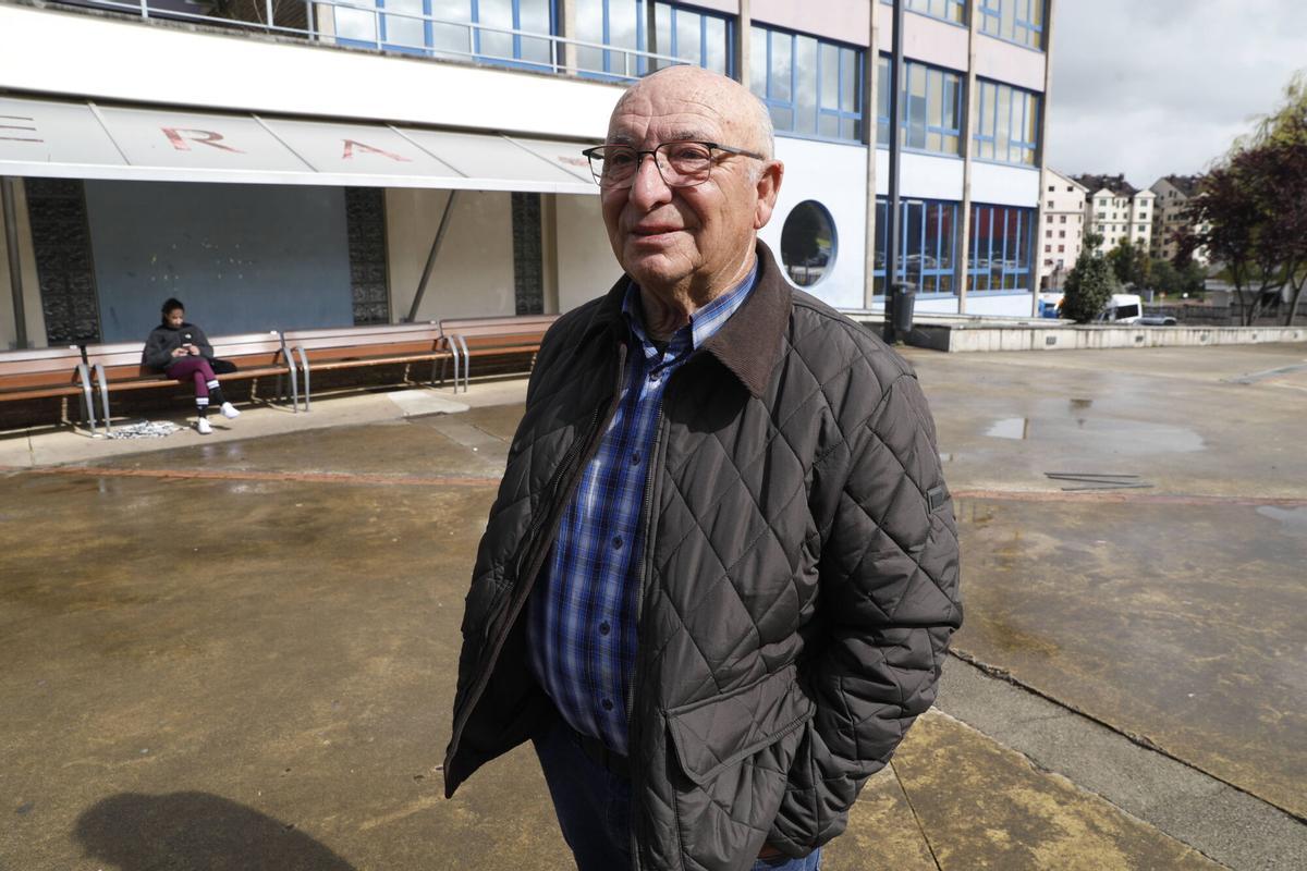 Juan Manuel González, histórico presidente de Las Vegas en la plaza de Los Maestros.