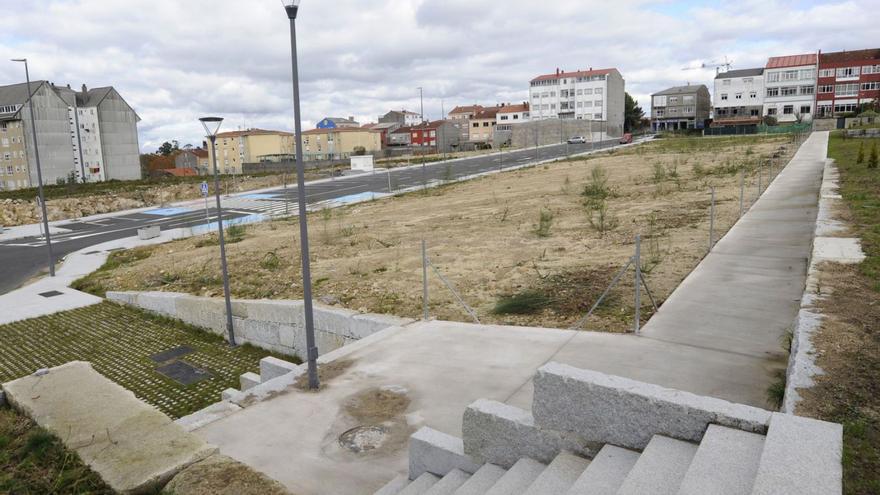A Estrada ya disfruta de un nuevo barrio con 25 parcelas para construir chalés adosados