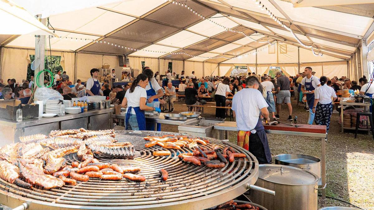La fiesta de Santa Marta en Pontearnelas, ayer por la tarde.