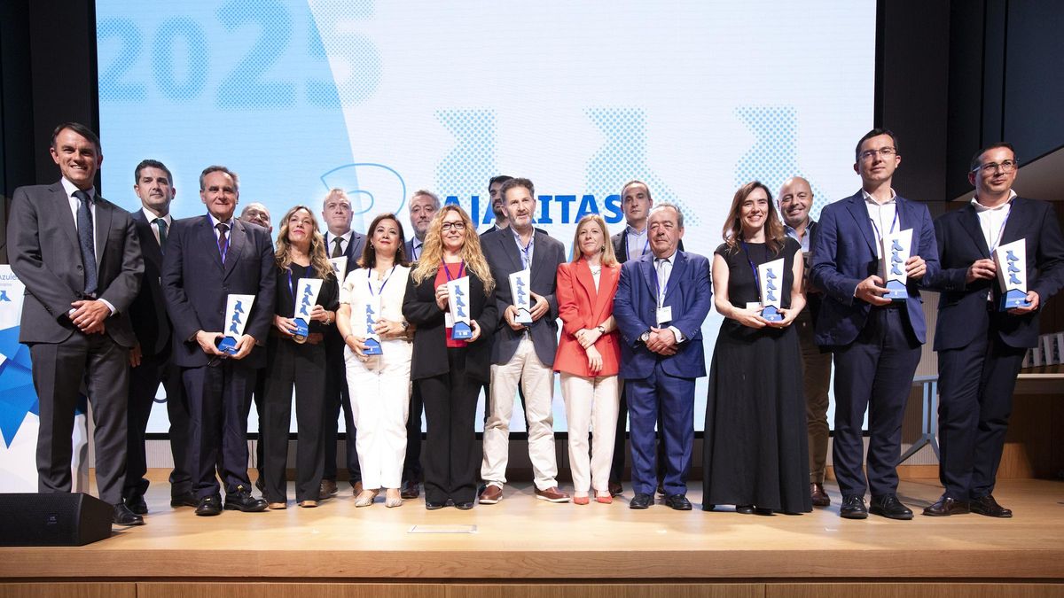 Entrega de premios de Pajaritas Azules.