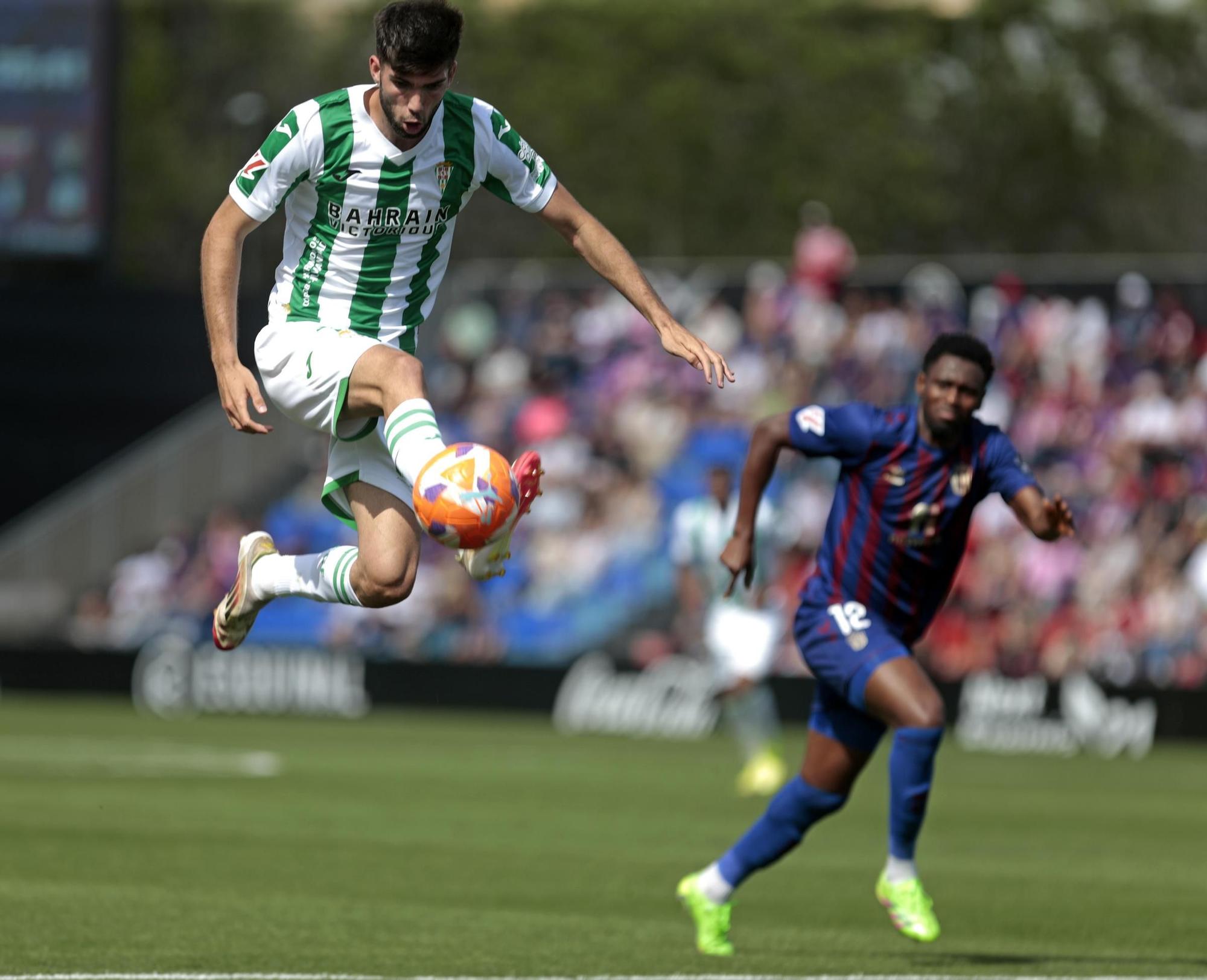 Eldense-Córdoba CF. Las imágenes del partido de LaLiga Hypermotion
