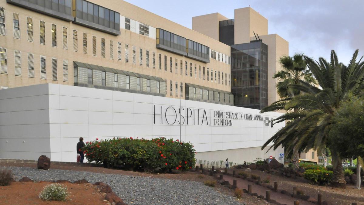 Herida grave una mujer de 39 años tras volcar su vehículo en Santa Lucía de Tirajana