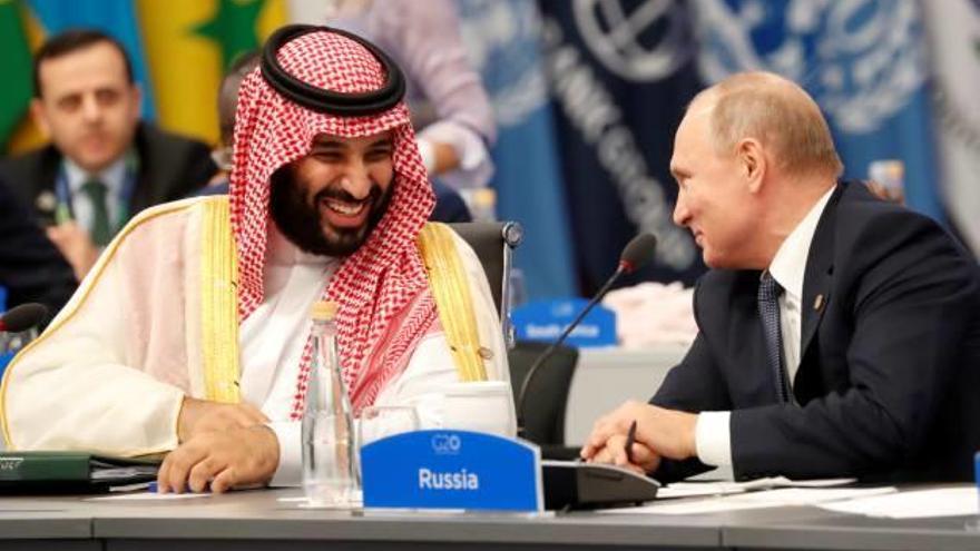 Bin Salman i Putin riuen en un moment de l&#039;acte inaugural del G-20 de Buenos Aires.