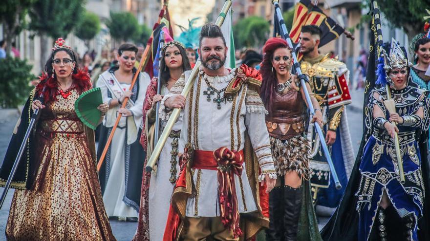 Almoradí inicia las fiestas de Moros y Cristianos