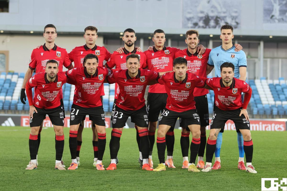 Once inicial del Mérida ante el Real Madrid Castilla.