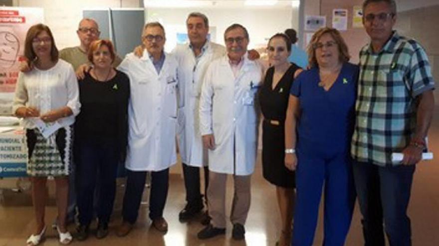 Profesionales y usuarios de ostomía crean el primer colectivo de la Región