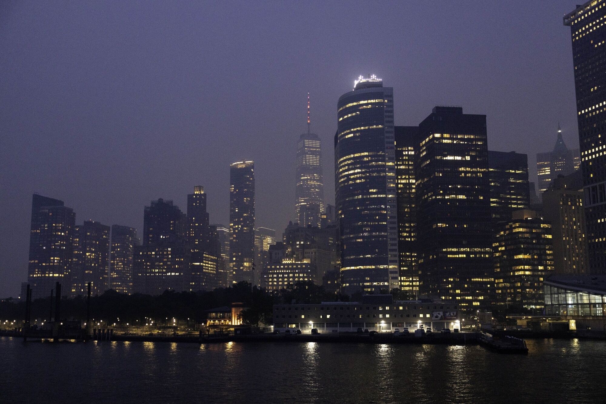 Nueva York cubierta por el humo