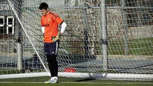 Primeres parades del porter del Reial Madrid després d’un mes i mig.