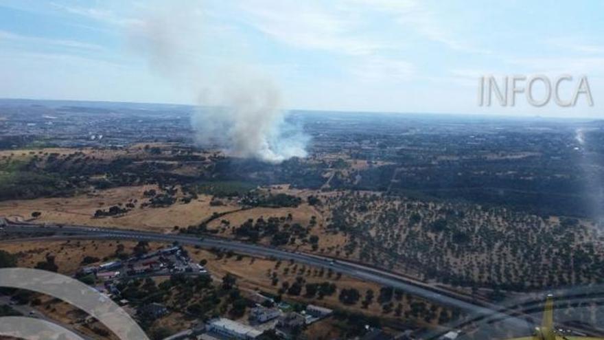 El incendio forestal en la Carrera del Caballo ya ha sido extinguido