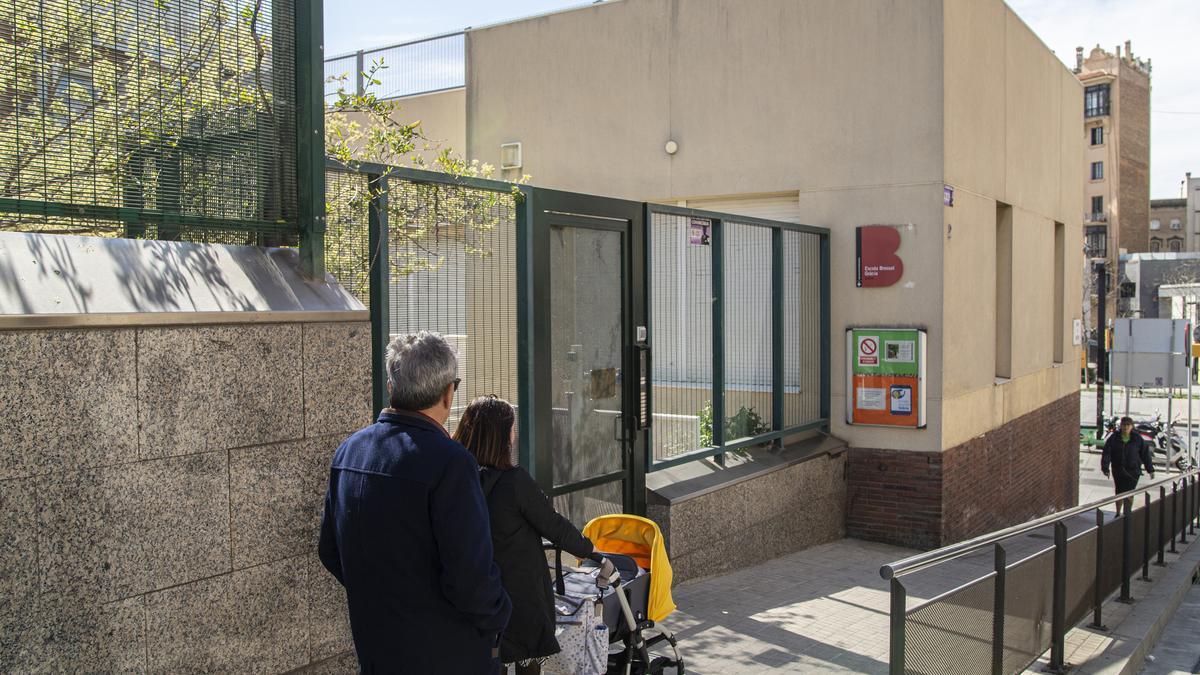 BARCELONA 09/03/2020 Barcelona
Escola Bressol Municipal Gràcia. Guardería municipal cerrada por un caso de coronavirus. Fachada