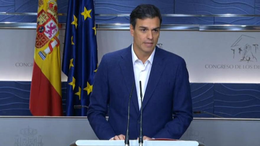 Pedro Sánchez bei der Pressekonferenz am Samstagmittag (29.10.).