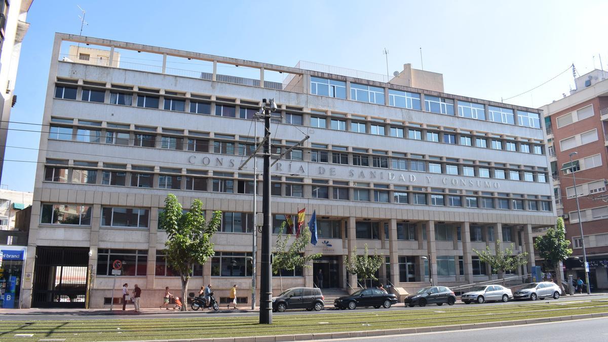Edificio de la Consejería de Salud en Ronda de Levante.