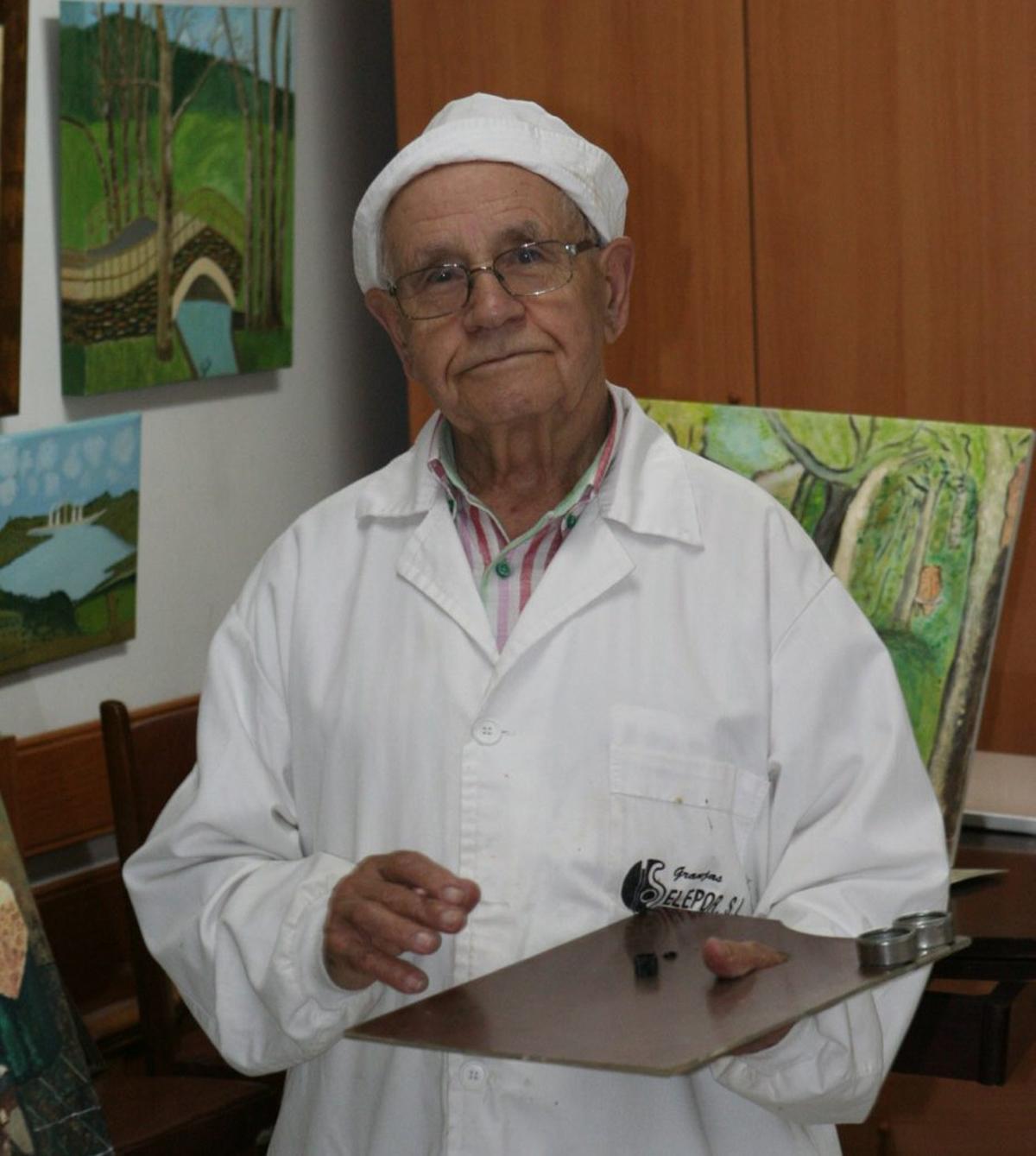 Fariñas, fotografiado en 2013 en su estudio de pintura.