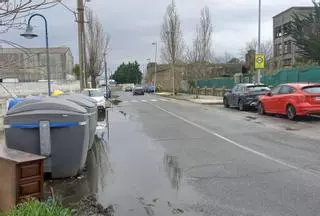 Un tramo de 300 metros del paseo de Vilaxoán lleva un mes sin luz