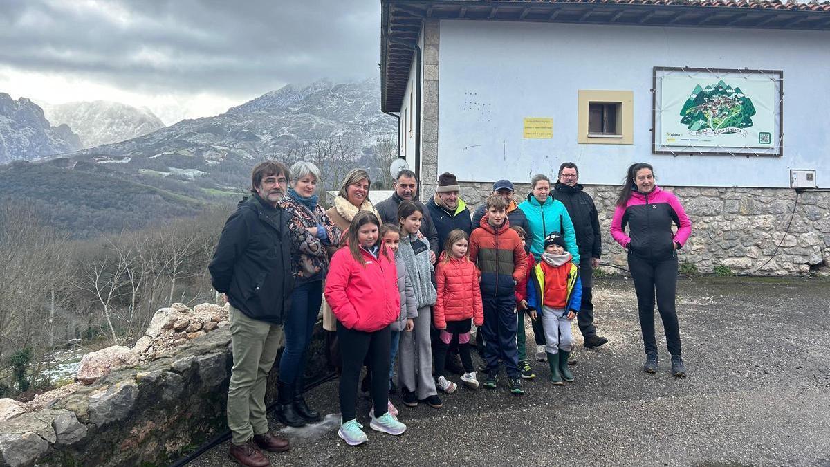 Gimena Llamedio y José Sánchez, durante la visita de este miércoles.