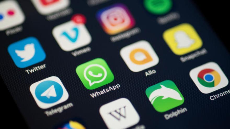 El Govern activará una nueva línea de WhatsApp para víctimas de violencia de género