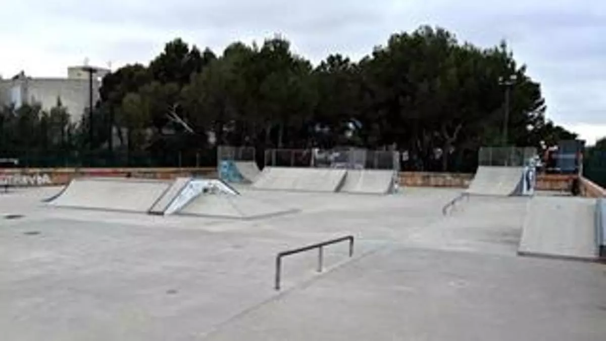 El ‘skate park’ de Can Picafort, precintado por mal estado