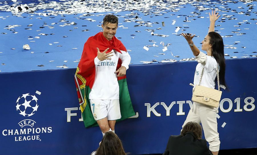 Cristiano Ronaldo y Georgina Rodríguez celebran la 13ª Copa de Europa del Real Madrid