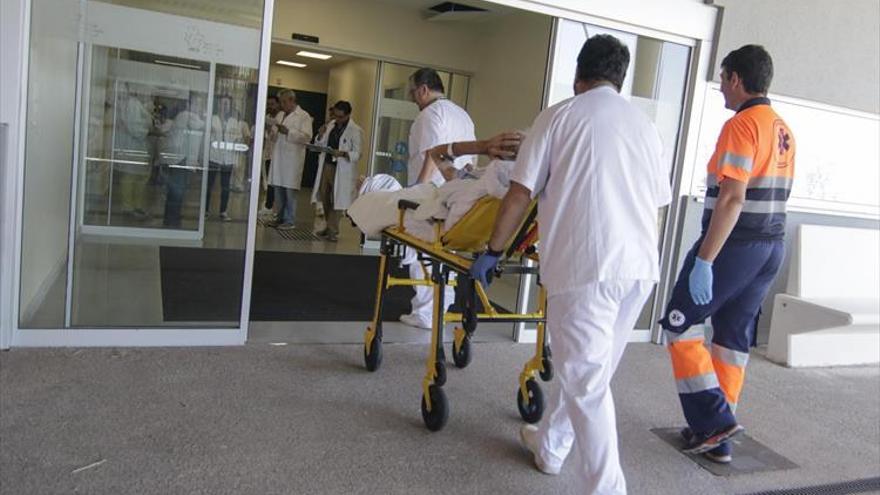 UGT denuncia «ilegalidades» en los contratos del hospital