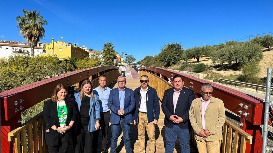 La Diputación invierte 172.000 euros en un tramo de carril bici y paso peatonal en La Viñuela