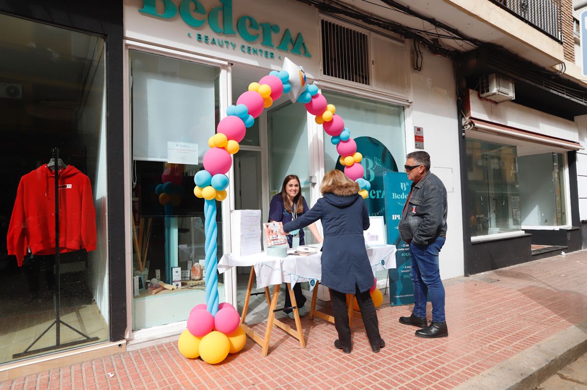 Viñuela Shopping Hill: Una fiesta de color para celebrar la primavera