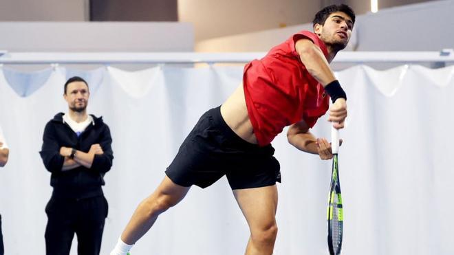 Alcaraz cambia los planes para Doha