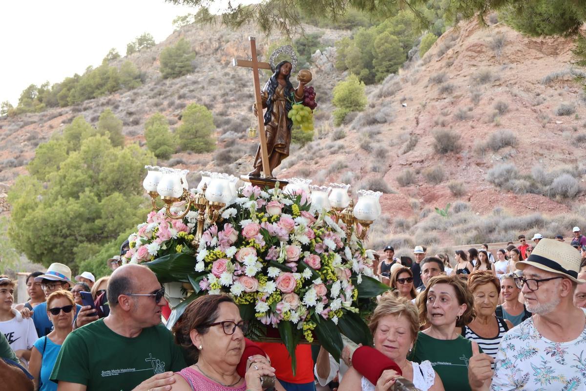 Así es la Romería de Bajada de Santa María Magdalena en Novelda