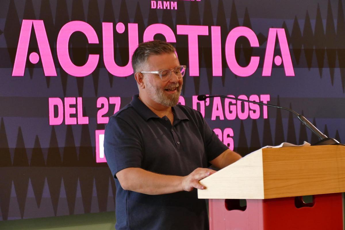 EN IMATGES | El Festival Acústica presenta el cartell de la seva vint-i-tresena edició a l'Antiga Fàbrica Estrella Damm
