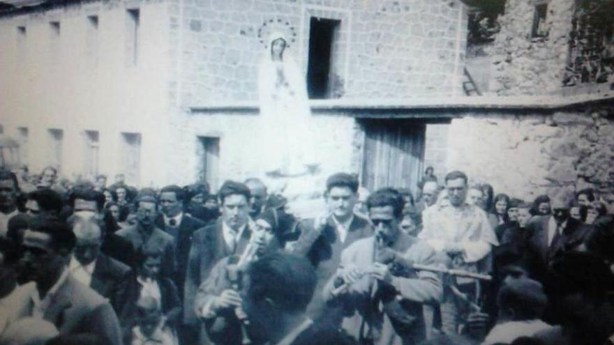 La fiesta de Fátima en Degaña, en una fotografía tomada hace 50 años.