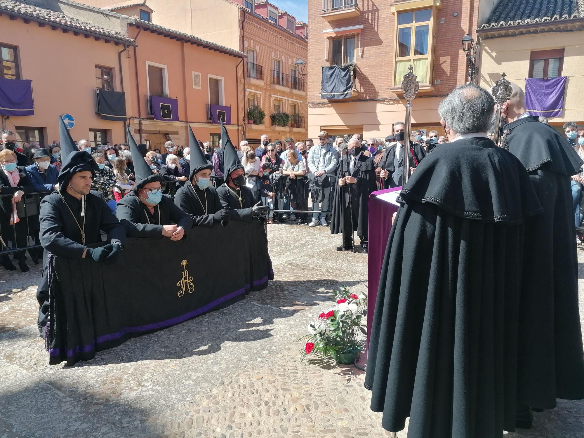 Toro bendice a los "conqueros"