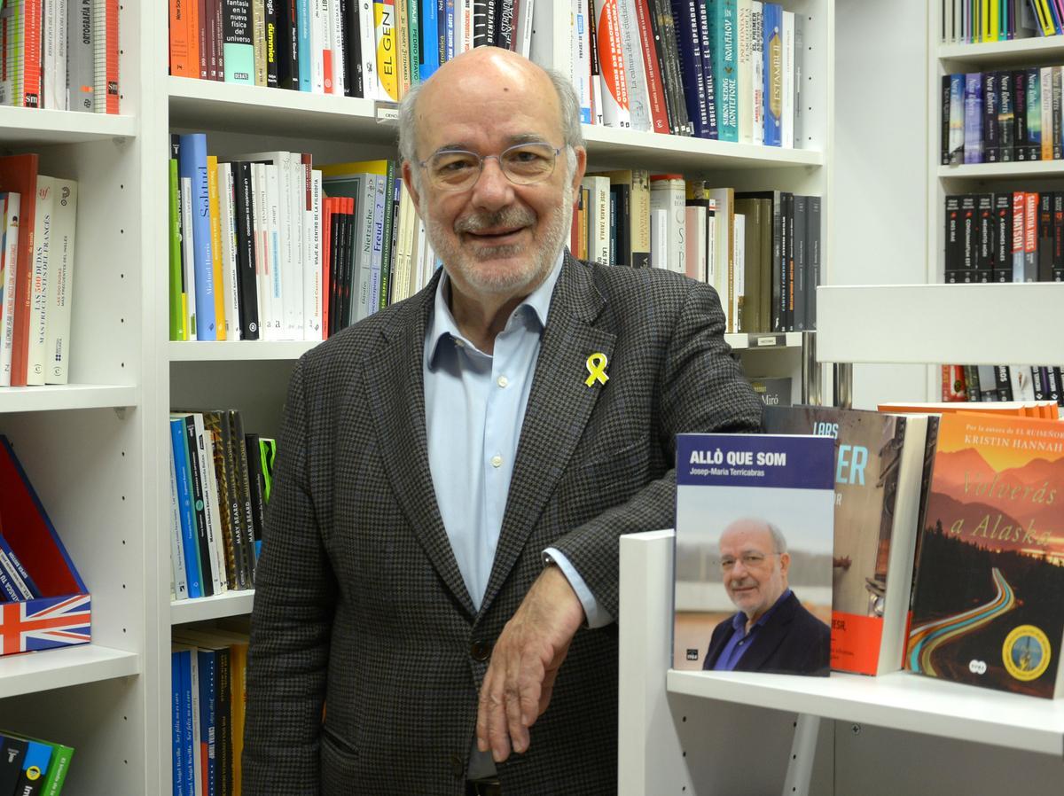 Josep Maria Terricabras durant la presentació d'un dels seus llibres