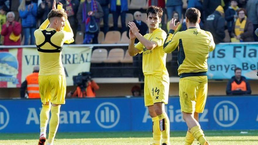 El Villarreal iguala un 0-2 al Barça en un polémico y vibrante partido