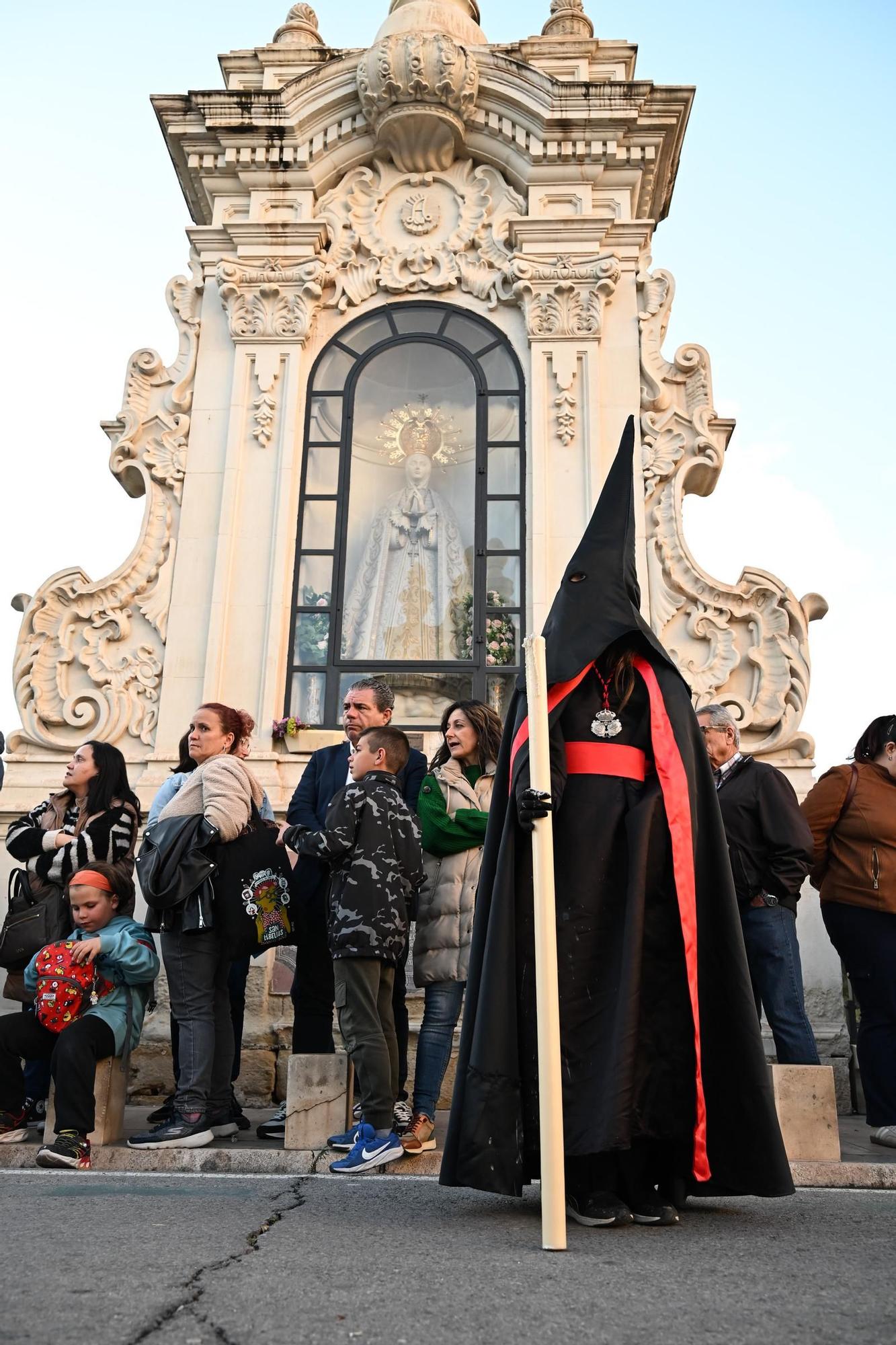 Las mejores imágenes del Martes Santo en Elche
