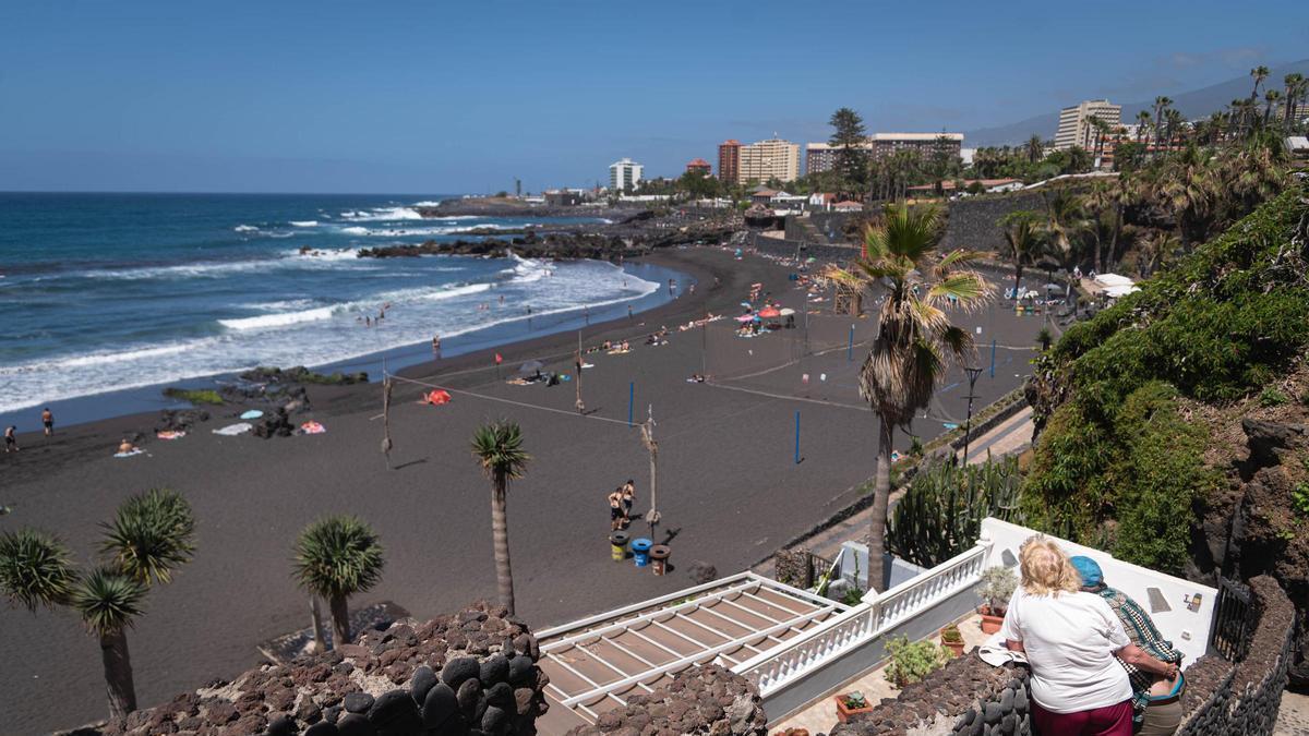 Imagen de Playa Jardín tras su reapertura en junio de 2025 (Puerto de la Cruz)