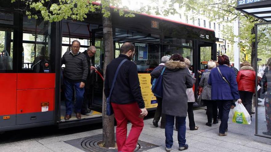 El servicio del bus ha recuperado un 15% de los usuarios perdidos