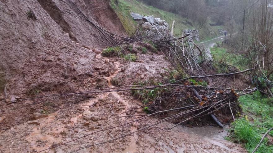 Inundaciones y muros caídos